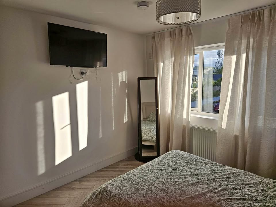 Ensuite room to let from 29 june 26