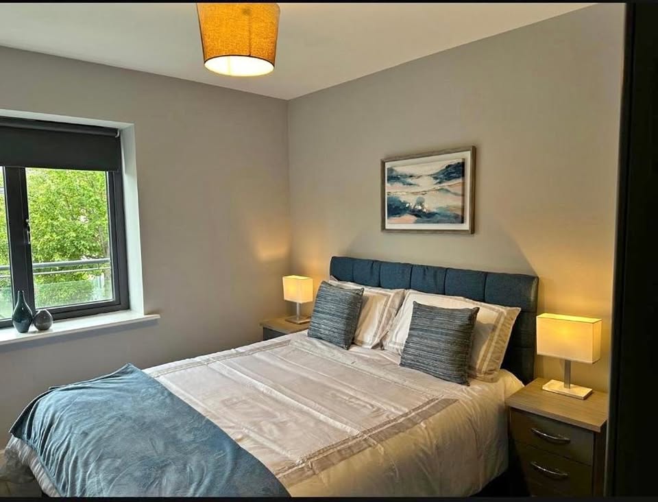 3 Beds 1 Bath Apartment/condo