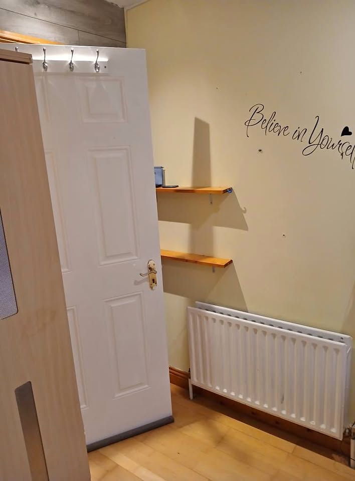 Single box room room