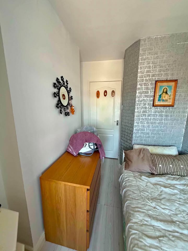 Room for let