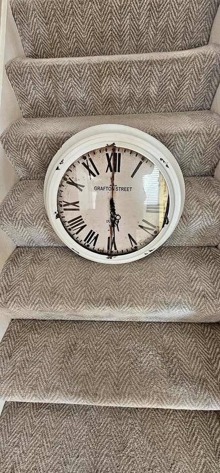 Grafton Street / Dublin Clock