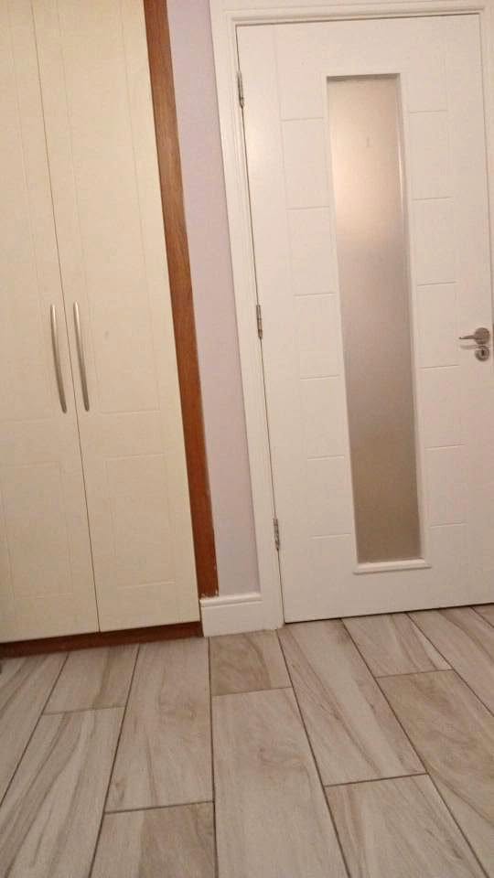 Double bedroom to rent with ensuite and bathroom full use of the apartment for Tennants, €850 for Double room per month and €700 for single room. Apartment is b