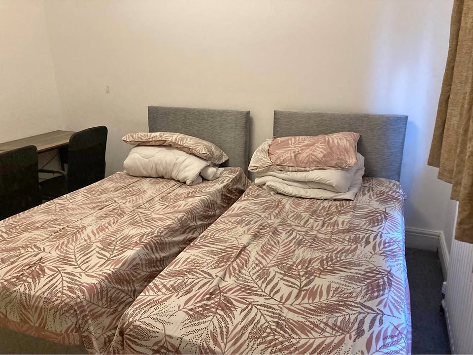 Double bedroom available for rent in September